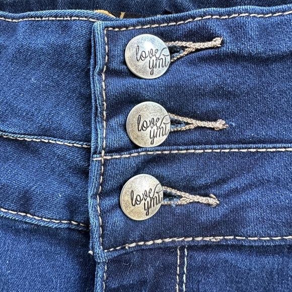 YMI, SLIM-HER JEANS. DARK BLUE DENIM, MID-RISE, 3-BUTTON STYLE. SIZE 13 - Picture 5 of 7